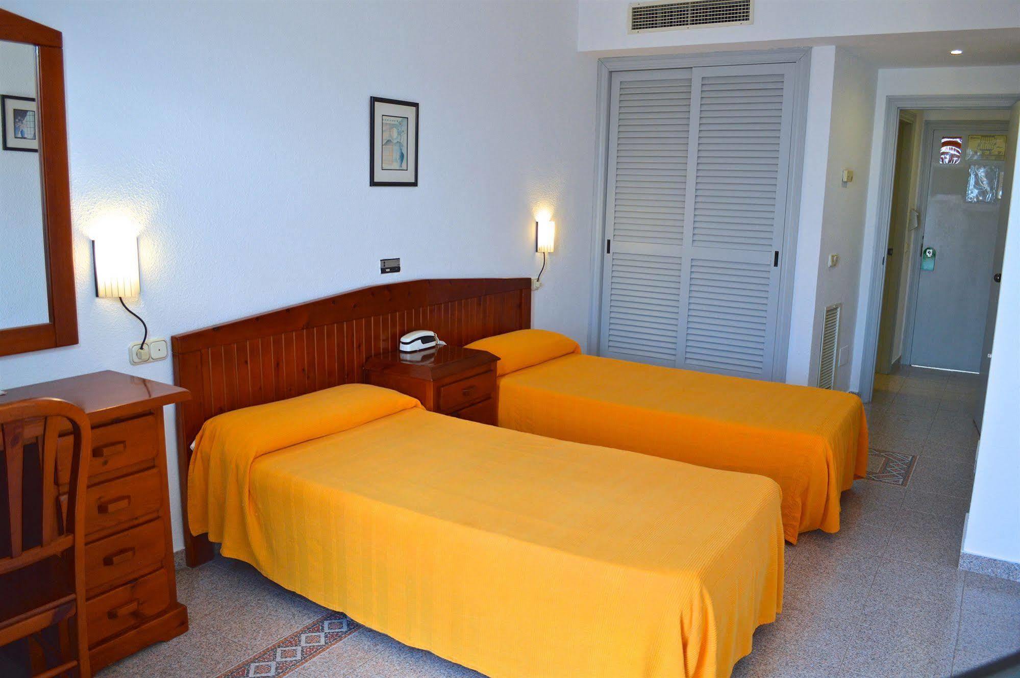 Hostal Molins Park 이비자타운 외부 사진